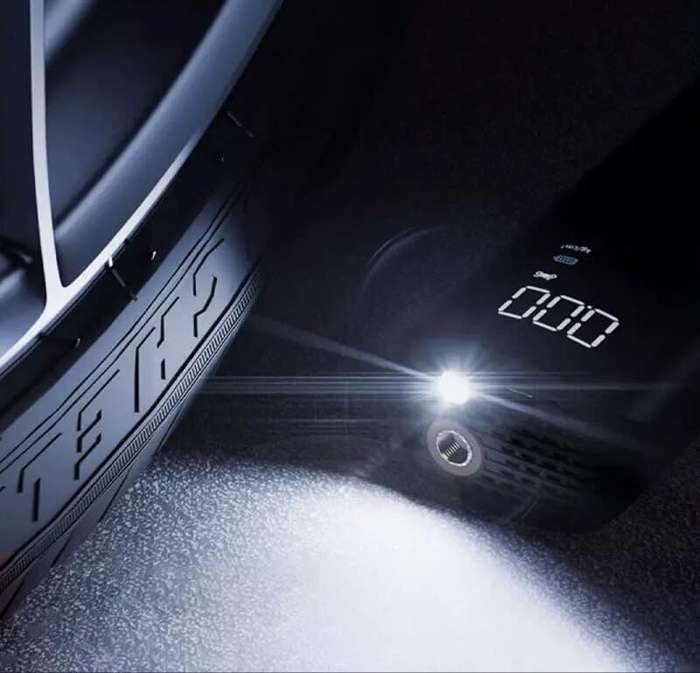 Car air pump, LED digital display, real-time display current tyre pressure, with built-in flashlight