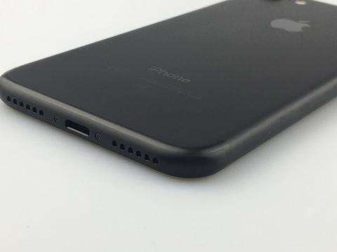 iPhone 7 32gb - BRAND NEW CONDITION!!!!!