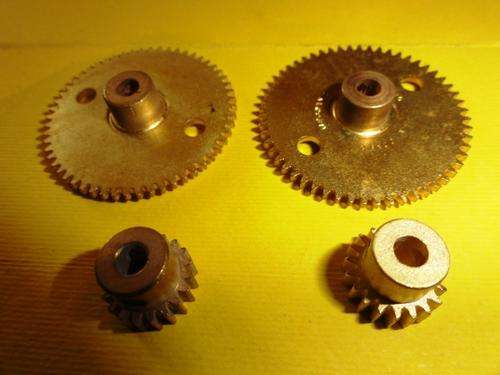 MECCANO GEARS- PREWAR- CLEANED AND EXCELLENT