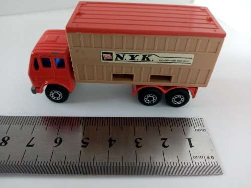 Matchbox Superfast Mercedes Container Truck