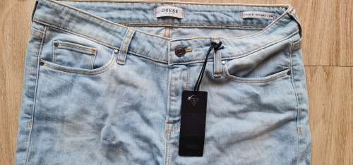 100% Original Guess Ladies Jeans - Guess Size 29 (Please see ladies chart sizes to get SA size)