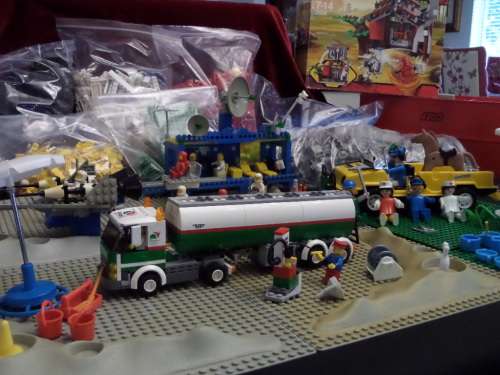 Huge quantity of Lego and Lego Set (+- 4000 pieces) Please view Photo's