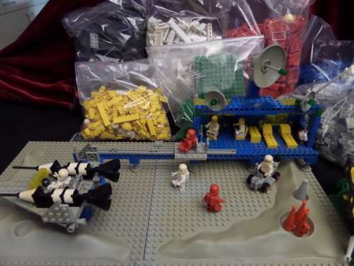 Huge quantity of Lego and Lego Set (+- 4000 pieces) Please view Photo's