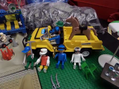 Huge quantity of Lego and Lego Set (+- 4000 pieces) Please view Photo's