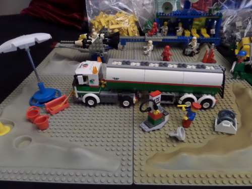 Huge quantity of Lego and Lego Set (+- 4000 pieces) Please view Photo's