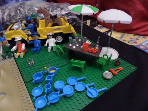 Huge quantity of Lego and Lego Set (+- 4000 pieces) Please view Photo's