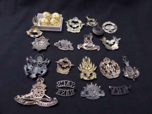 22 x Military Badges and Buttons (bid for the lot) Some lugs are missing