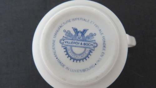 Pretty Vintage Villeroy and Boch Septfontaines Bird/Berry Demitasse Cup and Saucer