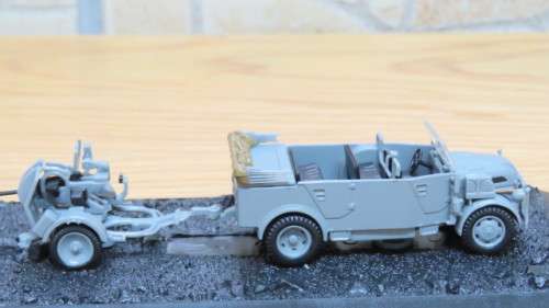 Boxed Amercom Collection Steyr 1500/A01 + 2cm Flak 38 1943 Military Vehicle Scale 1:72 L: 11,5cm