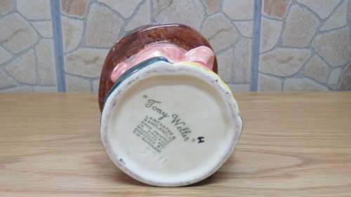 Fantastic Vintage Lancaster Sandland Hand Painted `Tony Weller` Ceramic Toby Jug H: 13,5 cm