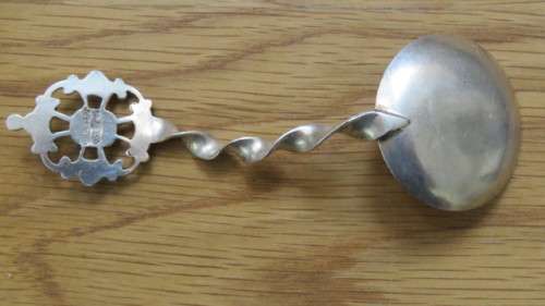 Lot of Eight Pretty, Vintage Silver Plate Teaspoons and Sugar Spoons