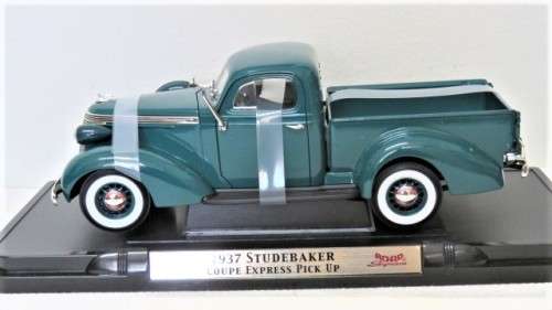 Boxed Yat Ming 1937 Studebaker Coupe Express Pick Up Die Cast Collection Delux Edition 1:18