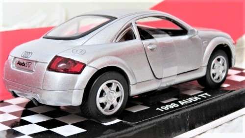 Awesome Boxed New-Ray Die Cast 1998 Audi TT With Pull Back Action Scale 1:32 L: 12,5 cm