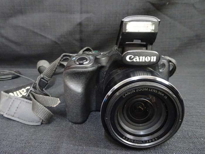 Canon - Powershot Sx60 Hs 16-Megapixel Digital Camera - Black (With Bag Free)