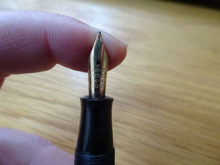 The Conway Stewart Fountain Pen With 14ct Gold Nip - In Original Box - See Description