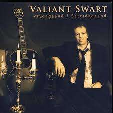 Vrydagaand/Saterdagaand - Valiant Swart