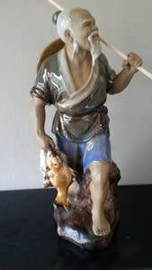 Shiwan 21.5cm high vintage Mudman Fisherman Post 1940  "Free Postage"