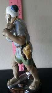 Vintage "Shiwan Mudman" 1970s  17.5cm Tall -  free Postage