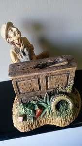 Naturecraft  England - "Grande Finale"  1970 Handpainted/Sculpted REDUCED