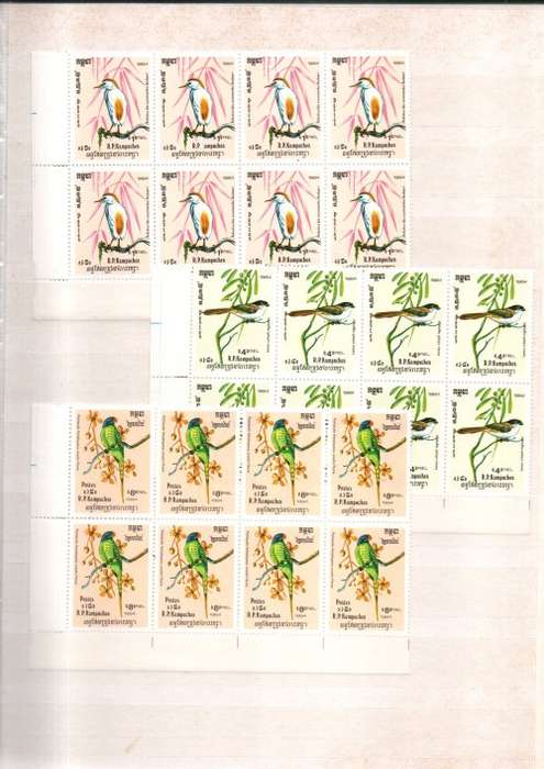 LIGHTHOUSE ALBUM 2ND HAND WITH WORLD BIRD STAMPS (MINT, USED ETC). AS PER (X22) SCANS. NB: PLS READ!