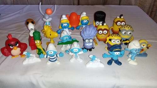 ***Highly Collectable Mix Toy Figurines***