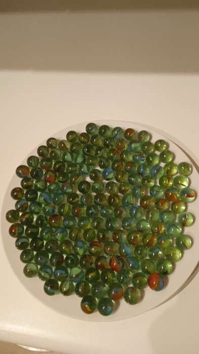 *** A Must Have 150 x Vintage Marbles in Mint Condition ***
