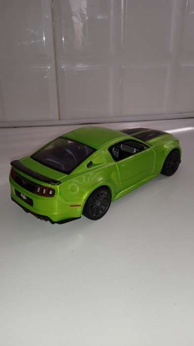 *** Must Have Ford Mustang GT 1/24 Scale For Your Collection ***