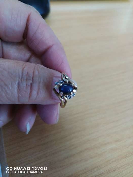 9ct Gold - Blue Sapphire/Diamond Ring - Ladies