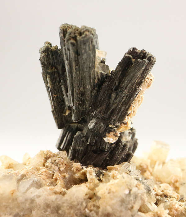 Mica, Schorl on Quartz, Erongo Mnt Region, Namibia