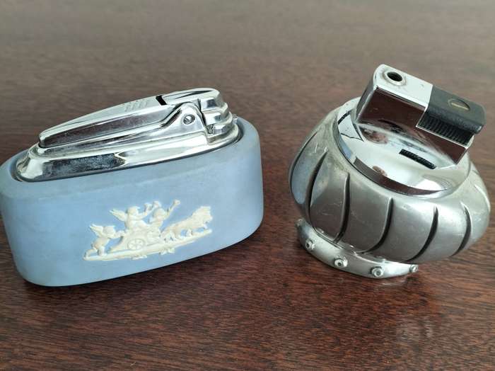 RARE C BOYES AND WEDGWOOD LIGHTERS.