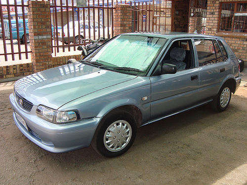 2003 Toyota Tazz