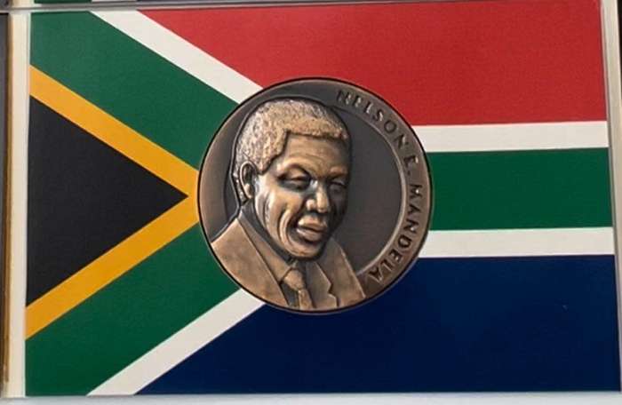 Nelson Mandela Bronze Medallion Inauguration 1994 with Certificates SA Mint