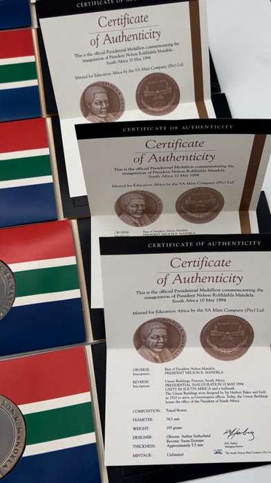 Nelson Mandela Bronze Medallion Inauguration 1994 with Certificates SA Mint