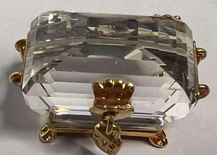 SWAROVSKI CRYSTAL MEMORIES  TREASURE CHEST GOLD