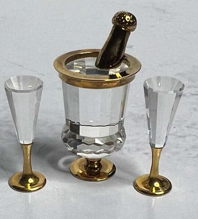 SWAROVSKI CRYSTAL MEMORIES  SPARKLING WINE COOLER / 2 FLUTES GOLD