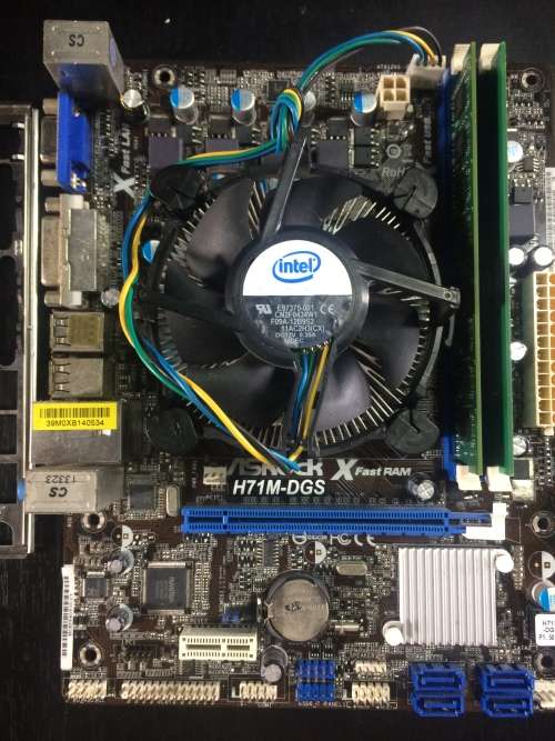 Asrock H71M-DGS Intel H61 LGA 1155 ,intel core i5-3340 and 4Gb ram