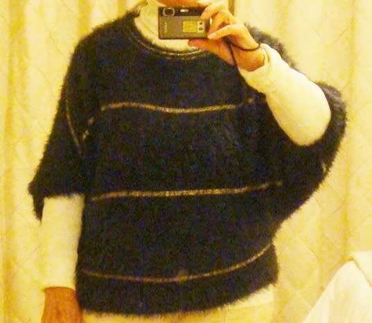 Ladies   Jersey  -   Size  medium -   Beautiful Navy Blue with gold.