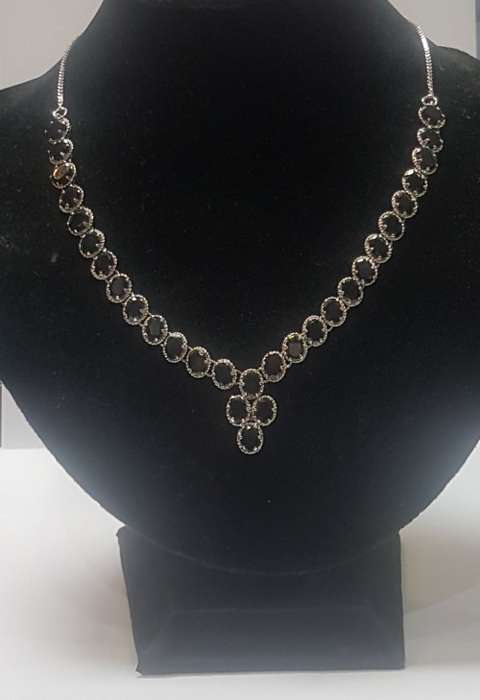 Swarovski fasion costume jewellery necklace