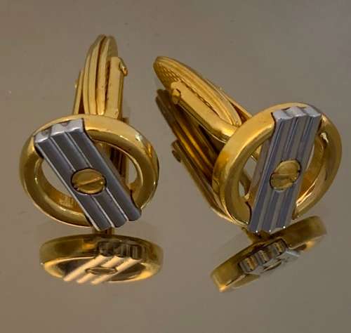 Cufflinks