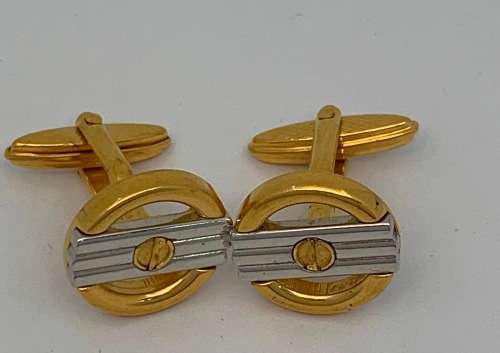 Cufflinks