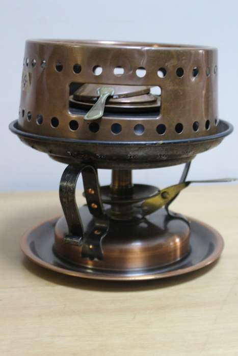 Magnificent Fondue Pot Set
