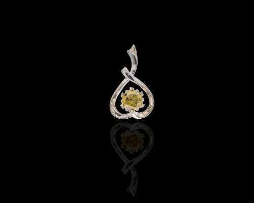 18ct, 2 grams White Gold,  Treated 0725ct Diamond Pendant