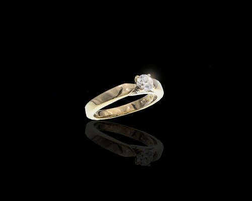 5gr, 9kt, White Gold 0.39ct Round Brilliant Diamond F VS2, Solitaire Ring