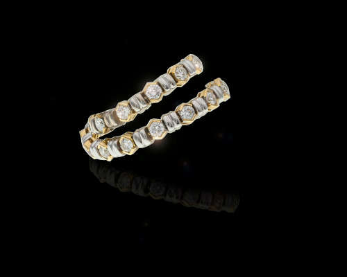 15 grams 18 carat Two Tone (White and Yellow Gold) Diamond Tennis Bracelet