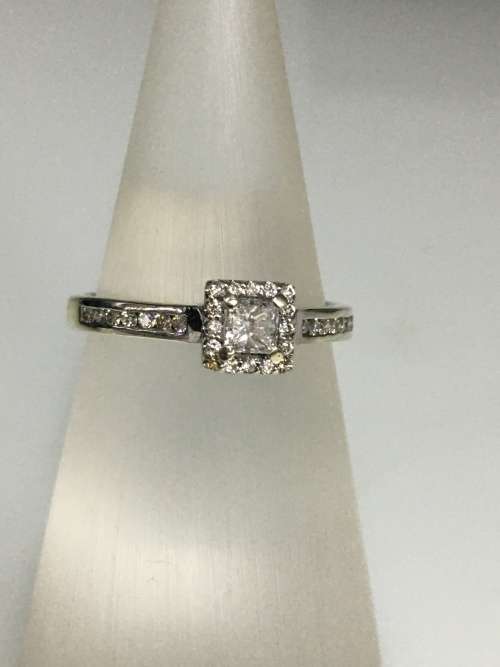 2.6 grams 9 carat White Gold  Diamond Engagement Ring