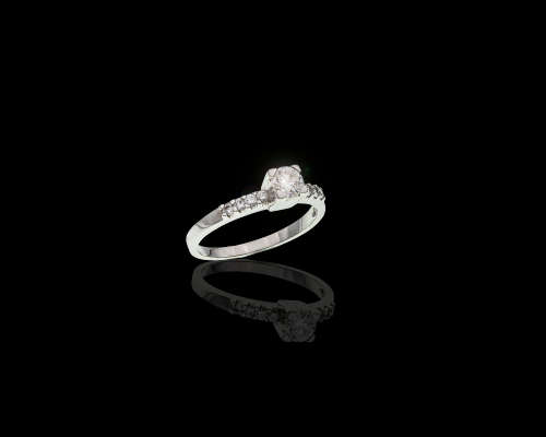 2.4 grams 18 carat Diamond Engagement Ring