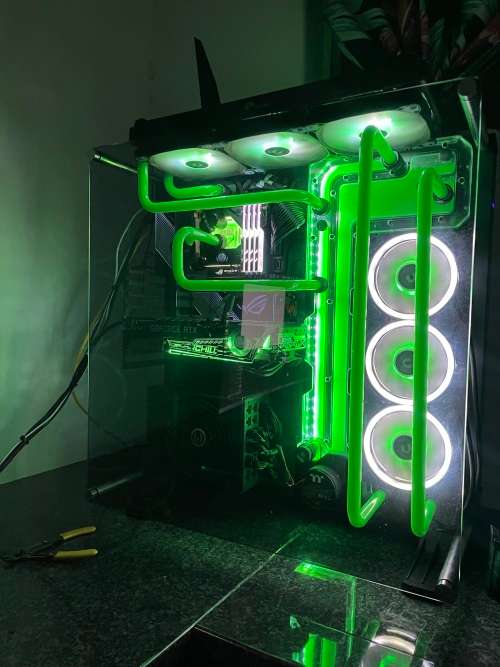 Thermaltake Core P5 V2 Black Addition With Full pre built Liquidcooling Loop *Check it out** @ R1 NR
