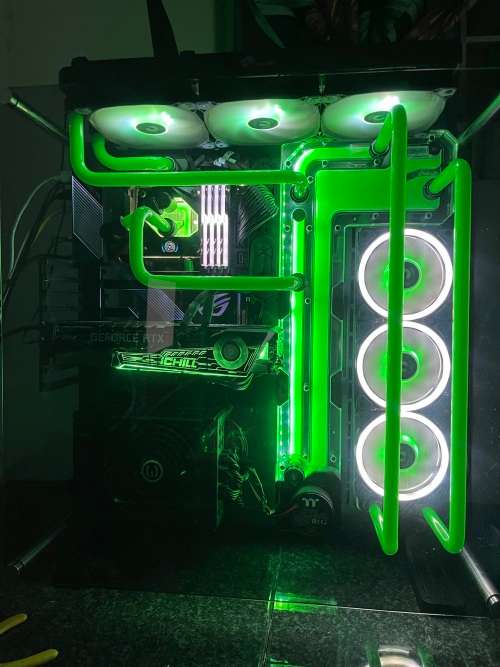 Thermaltake Core P5 V2 Black Addition With Full pre built Liquidcooling Loop *Check it out** @ R1 NR