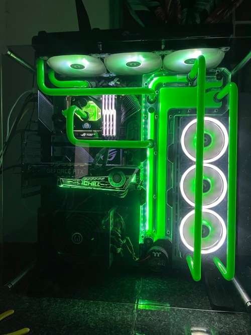 Thermaltake Core P5 V2 Black Addition With Full pre built Liquidcooling Loop *Check it out** @ R1 NR