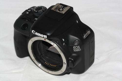 Canon EOS 100D ***for spares or repair***